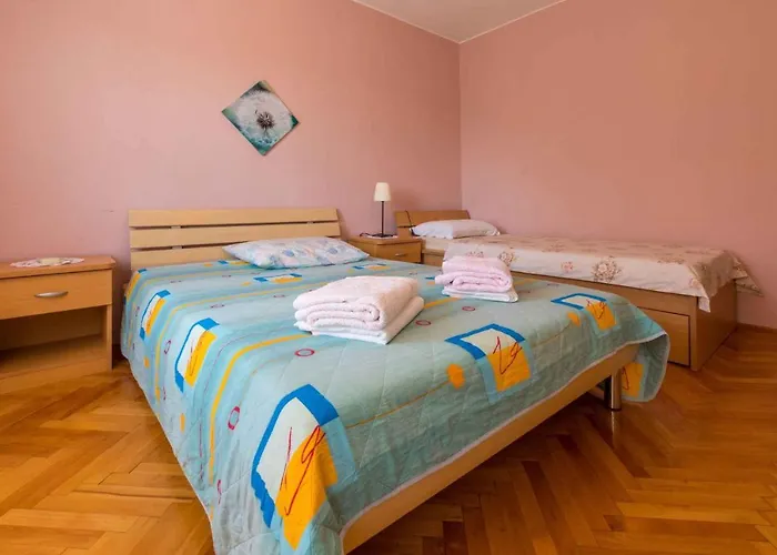 Three-bedroom In Crikvenica Xii