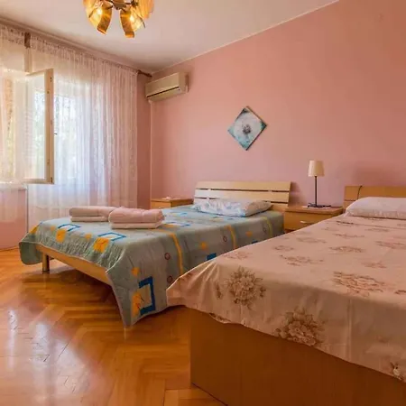 Apartment Three-bedroom In Crikvenica Xii