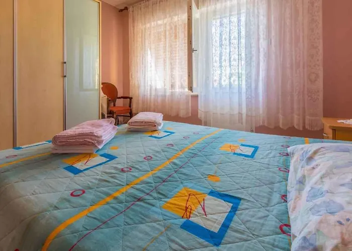 Apartamento Three-bedroom In Crikvenica Xii Grižane
