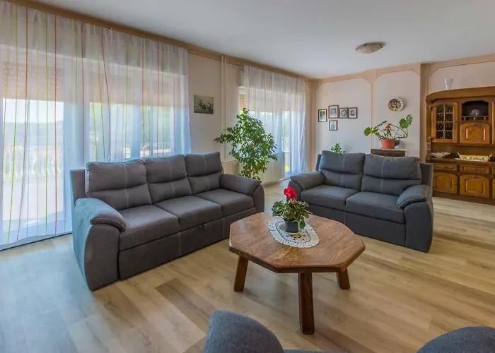 Three-bedroom In Crikvenica Xii Apartamento *